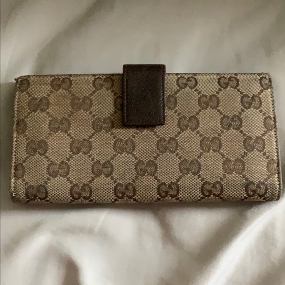 Real Gucci Monogram Wallet